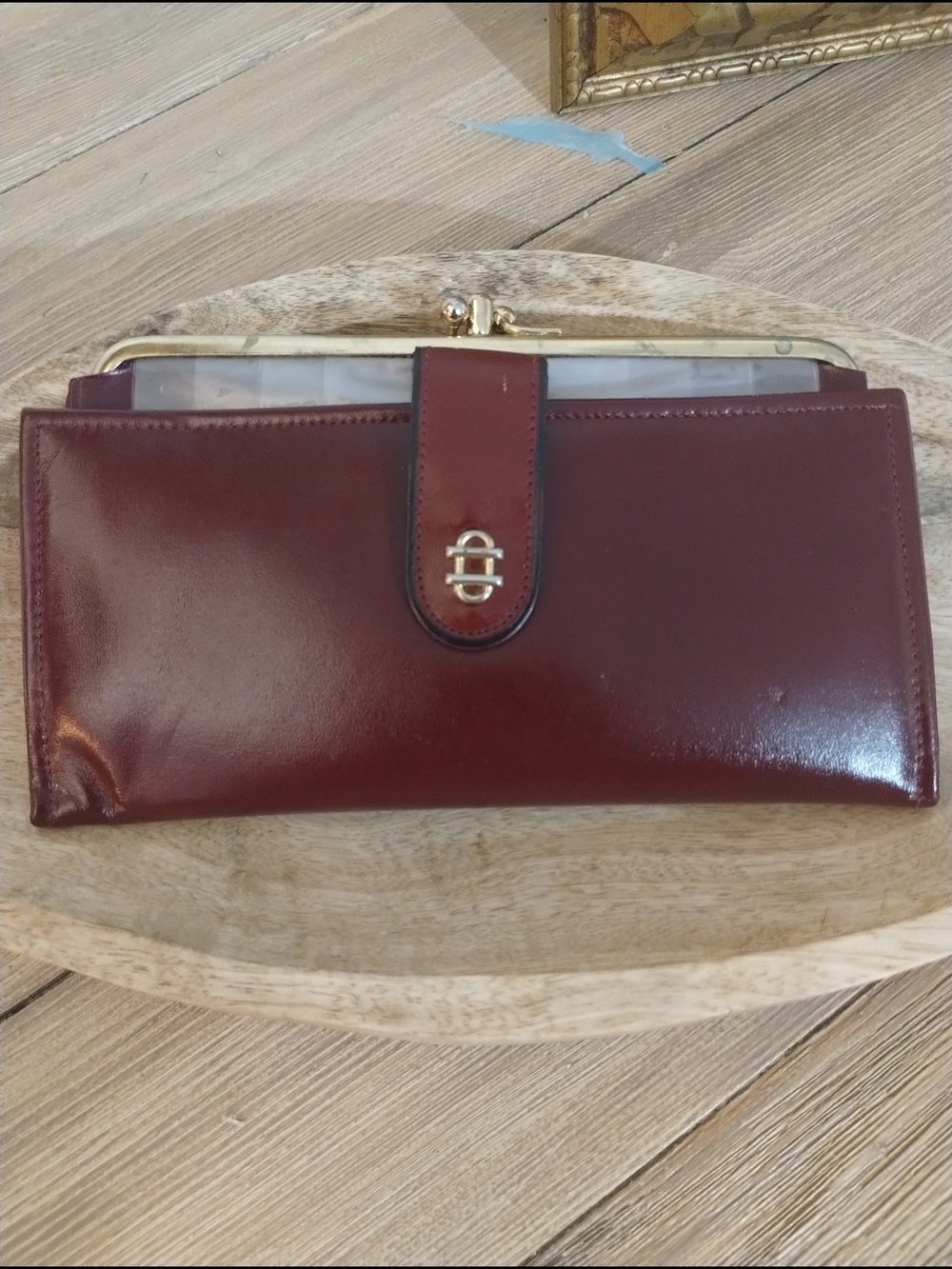 Vintage Capri Genuine Cowhide Double Kiss lock In Deep Burgundy